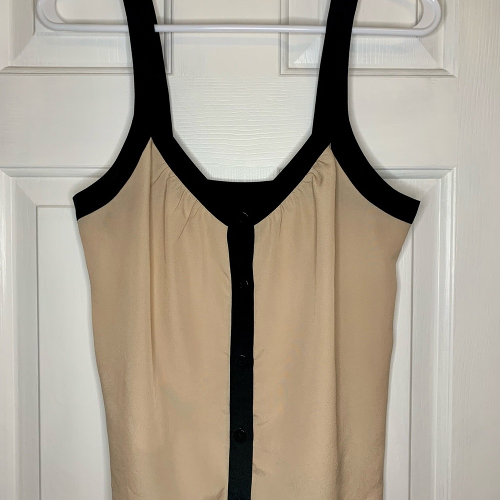 Beige Black Accent Button Down Tank Too Women’s Size 4 Basic Minimalist